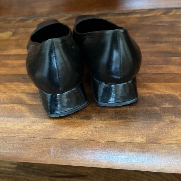 Etienne Aigner Black Leather/Patent Leather Heels Square Toe Size Twiggy Size 7 - Picture 3 of 7